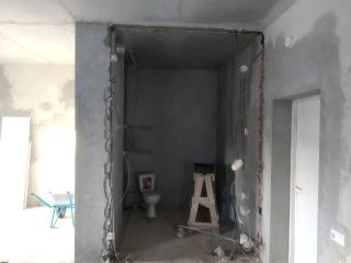 Алмазная резка, расширение и вырезка проёмов в  стенах из кирпича и блоков
