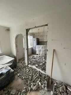 Алмазная резка в несущих монолитных стенах